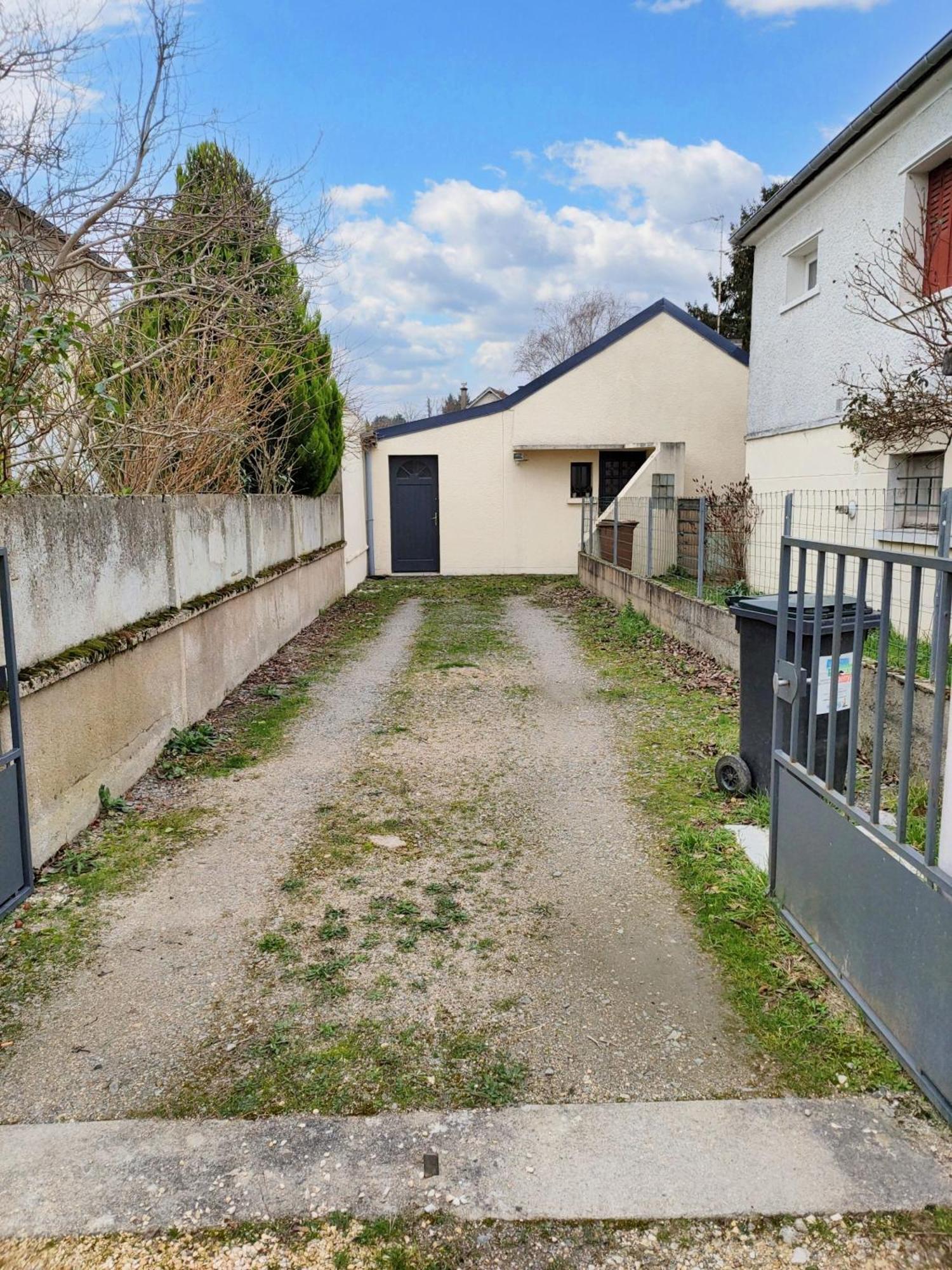 Maison Charmante A Vierzon Avec Jardin Prive Exterior foto